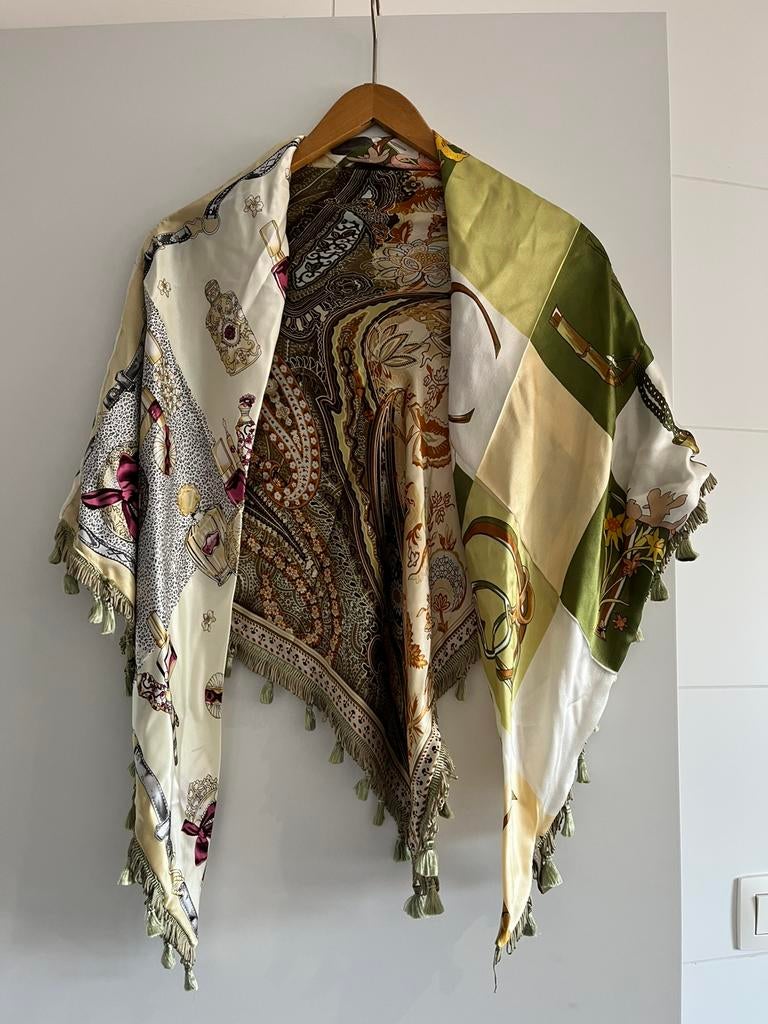 Zijden sjaal Mucho Gusto!, Kleding | Dames, Mutsen, Sjaals en Handschoenen, Ophalen, Nieuw, Sjaal