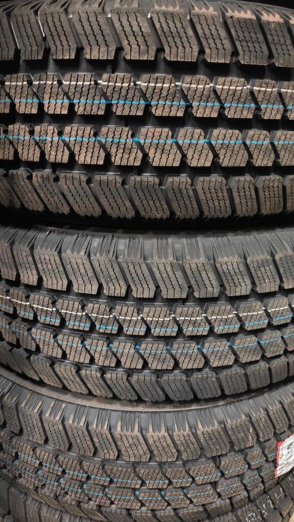 225/65r16c allseasons 130€ per stuk met montage en balancere, Ophalen