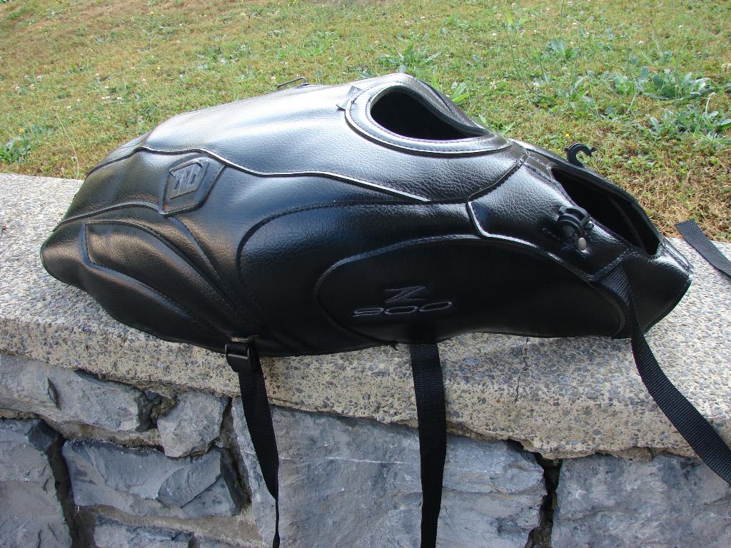 Kawasaki Z900 2017 et + Tapis protège-réservoir Bagster impe, Motoren, Accessoires | Overige, Ophalen, Nieuw