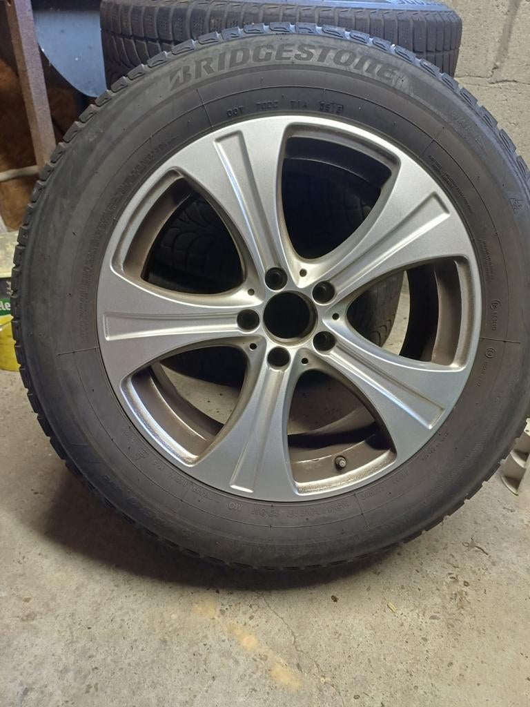 Winterbanden + velgen Mercedes glc 250, Auto-onderdelen, Banden en Velgen, Ophalen