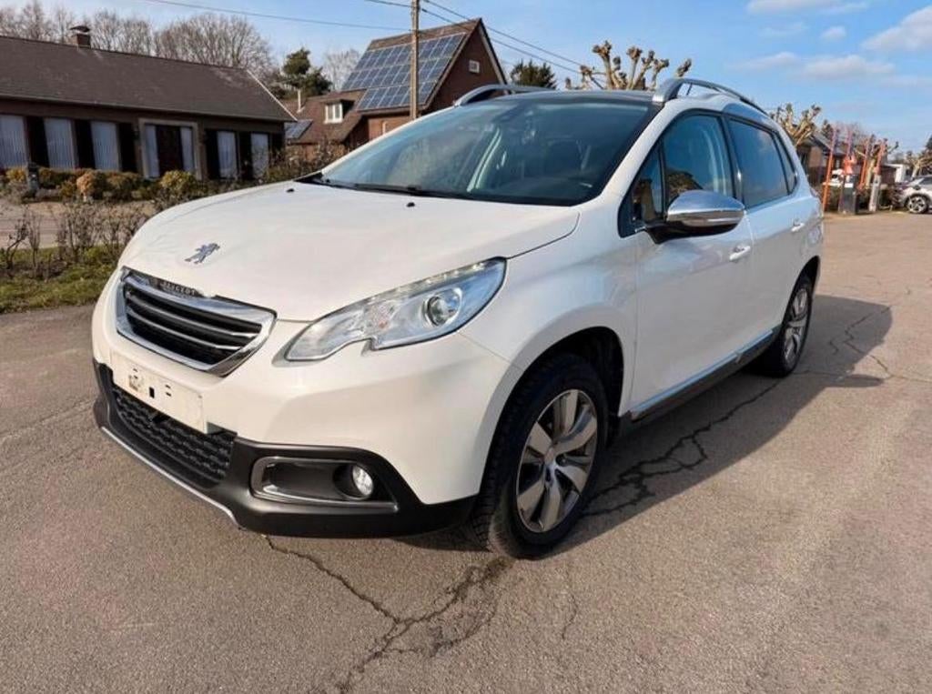 Goed onderhouden Peugeot 2008 1.2i Eerste Eigenaar! Gekeurd, USB, Bedrijf, Handgeschakeld, Te koop