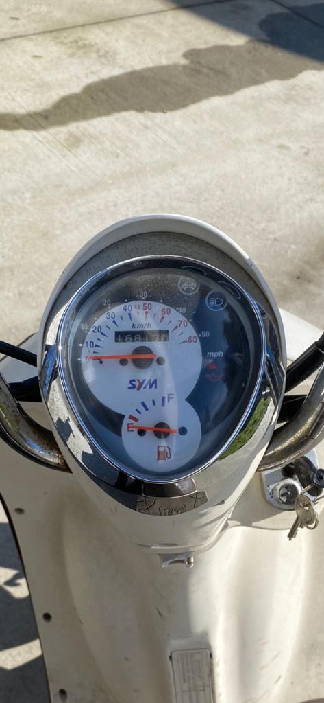 Scooter Sym Mio, Vélos & Vélomoteurs, Scooters | SYM, Mio, 49 cm³, Classe B (45 km/h), Enlèvement