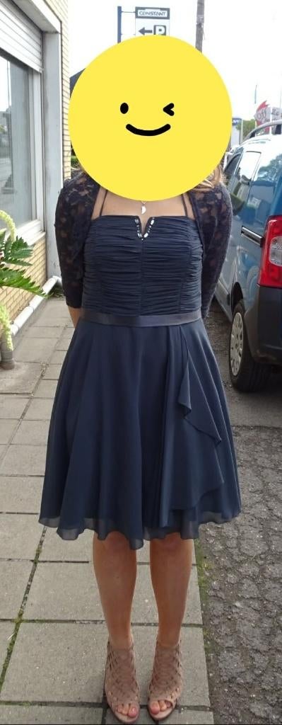 Robe de cocktail grise et gilet - Vera Mont - Taille 40, Vêtements | Femmes, Robes, Comme neuf, Taille 38/40 (M), Gris, Longueur genou