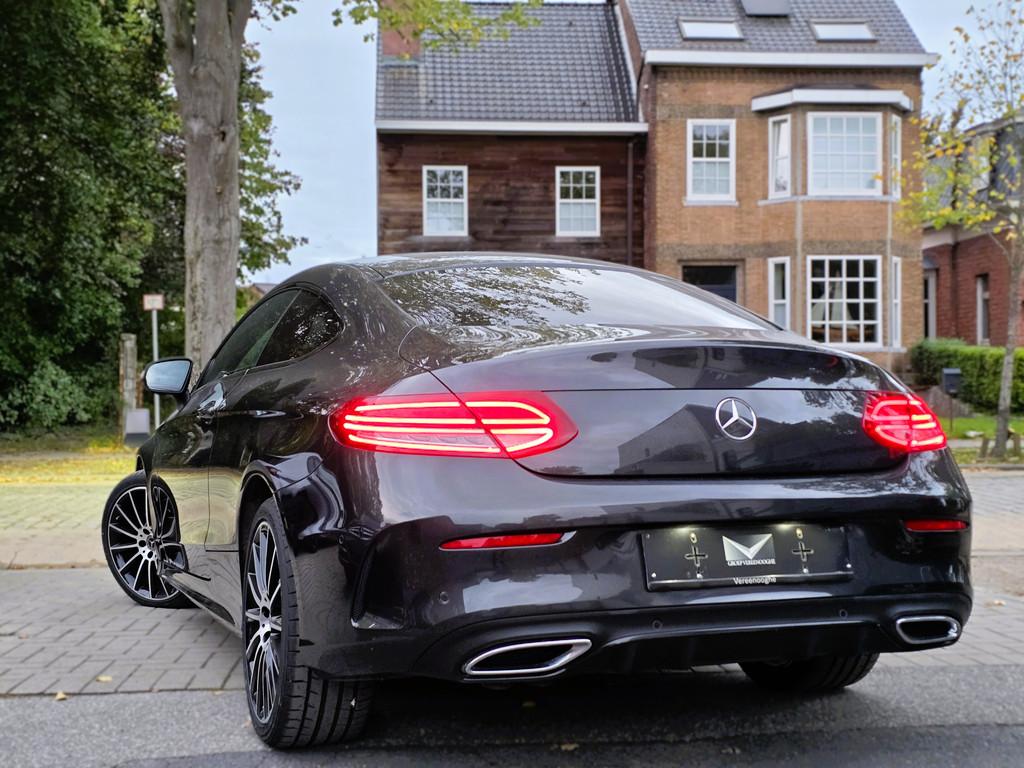 Mercedes-Benz C 220 d/FACELIFT/AMG PACK/BTW AUTO, Auto's, Mercedes-Benz, Automaat, 4 zetels, Achterwielaandrijving, 4 cilinders