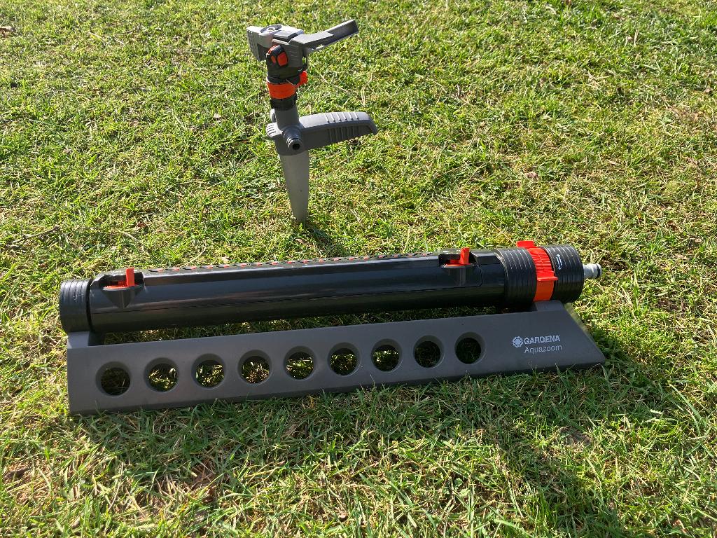 1 zwenk & 1 turbine sproeier - Gardena (2stuks), Tuin en Terras, Ophalen of Verzenden, Zo goed als nieuw, Turbinesproeier