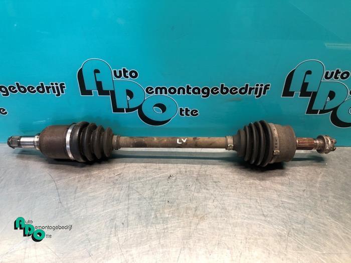 Aandrijfas links-voor van een Ford KA (KA 08-), Auto-onderdelen, Gebruikt, -, -, Ophalen of Verzenden