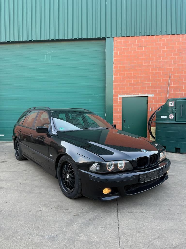 BMW E39 528i in onderdelen, Ophalen, Gebruikt, BMW