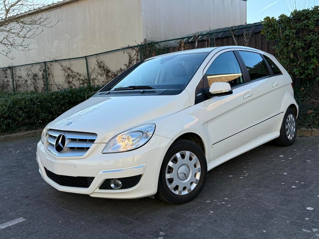 Mercedes B 160 benzine 87.000 km, Autos, Mercedes-Benz, Euro 5, Achat, 4 portes, Entreprise