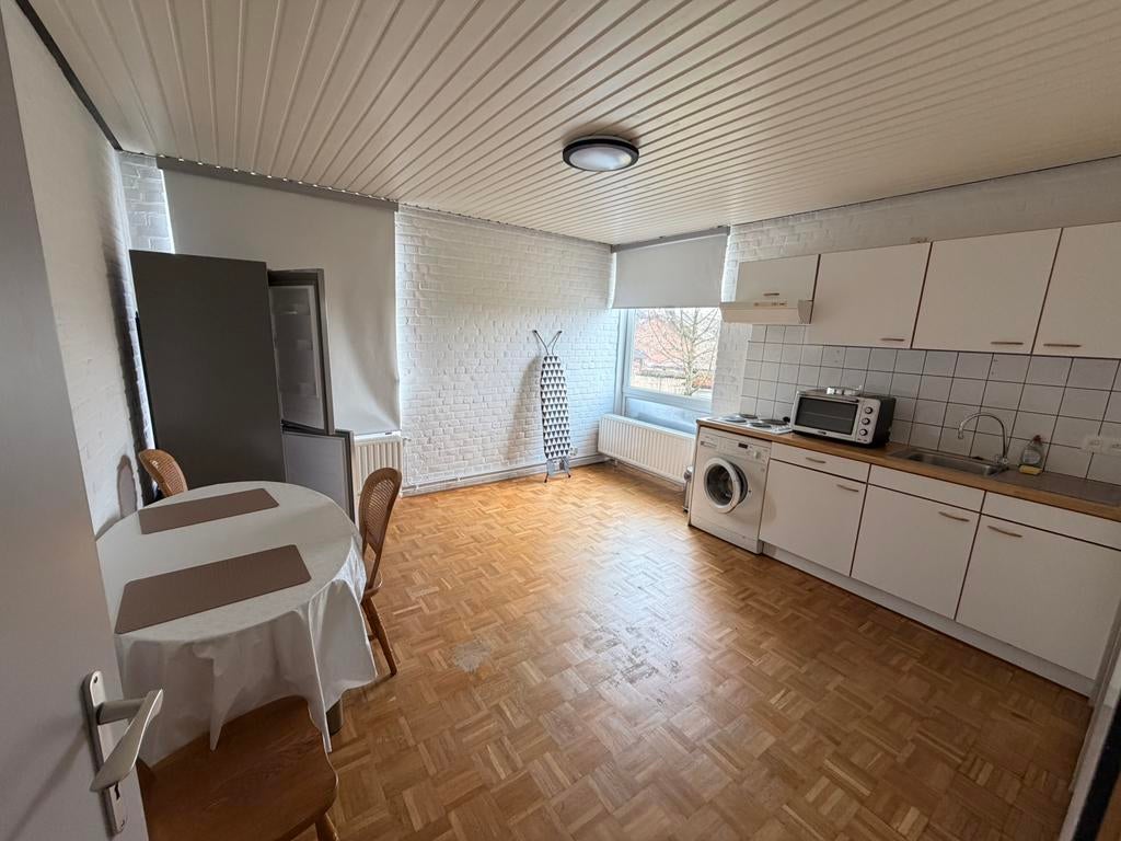 Klein appartement zonder domicilie in Hoeselt te huur, Immo, 20 tot 35 m², Provincie Limburg