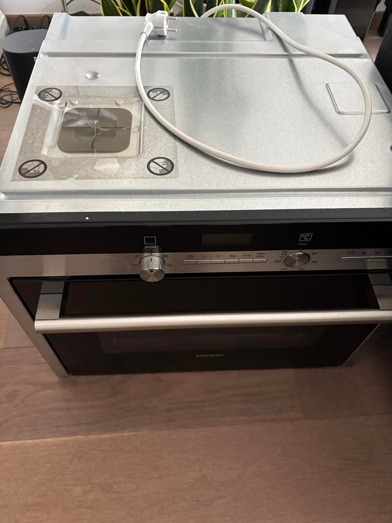 Compacte combi oven van siemens micro en oven, Elektronische apparatuur, Ophalen, Zo goed als nieuw, Oven