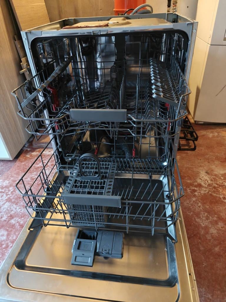 Lave vaisselle intégrable Whirlpool, Electroménager, Lave-vaisselle, Neuf, Encastré, Enlèvement, 60 cm ou plus