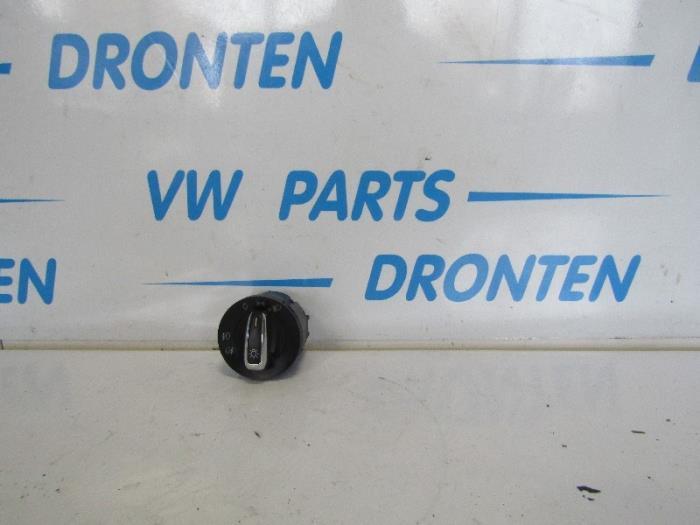 Commutateur lumière d'un Volkswagen Golf, Autos : Pièces & Accessoires, Tableau de bord & Interrupteurs, Volkswagen, Utilisé, 3 mois de garantie