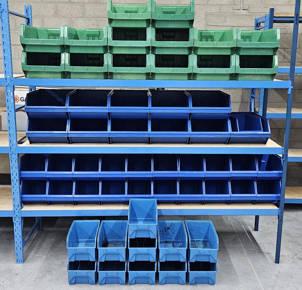 Lot van 57 XXL sorteerbakken, Ophalen of Verzenden, Gebruikt