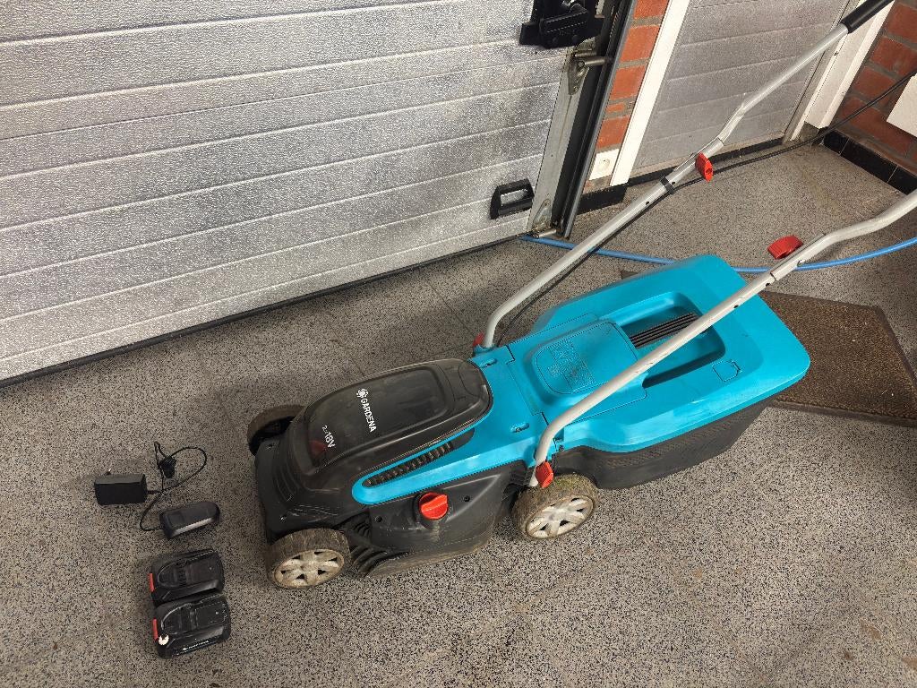 Gardena PowerMax Li‑18/32 accu grasmaaier, Tuin en Terras, Ophalen, Cirkelmaaier, Gebruikt, Accu-grasmaaier
