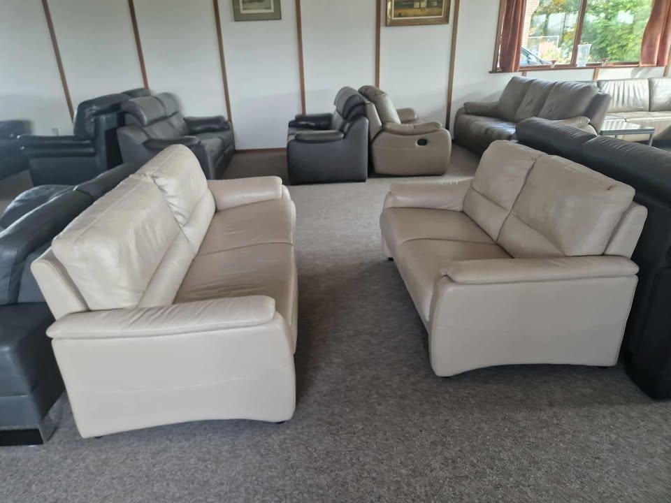 BEIGE BUFFELLEDEREN SALON 3 EN 2 ZIT, Ophalen, Gebruikt, Leer