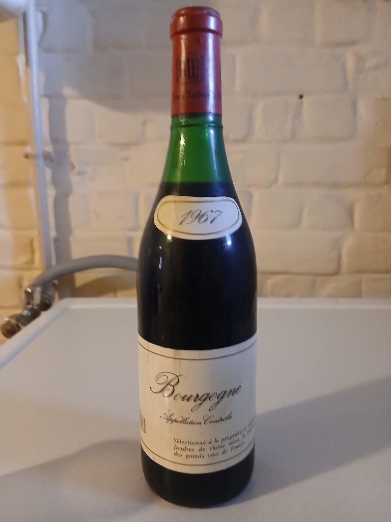 Vends bouteille de vin Bordeaux 1967, Collections, Pleine, Comme neuf, Enlèvement, Vin rouge