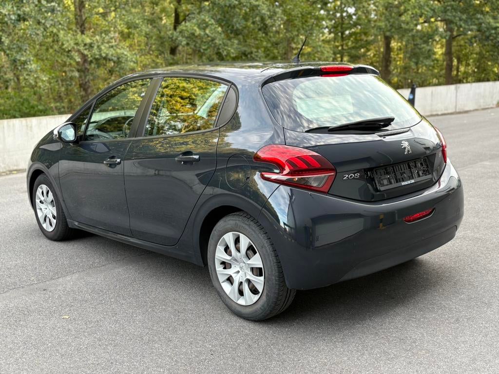 Peugeot 208 1.2i PureTech 2018 Airco Euro 6B Bluetooth, Auto's, Euro 6, Bedrijf, Handgeschakeld, 5 deurs