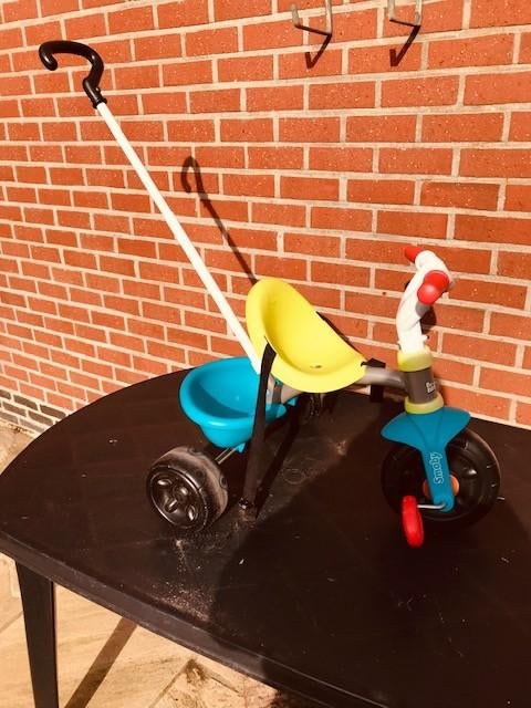 Smoby driewieler, Fietsen en Brommers, Ophalen, Zo goed als nieuw, SMOBY (Decathlon), Duwstang