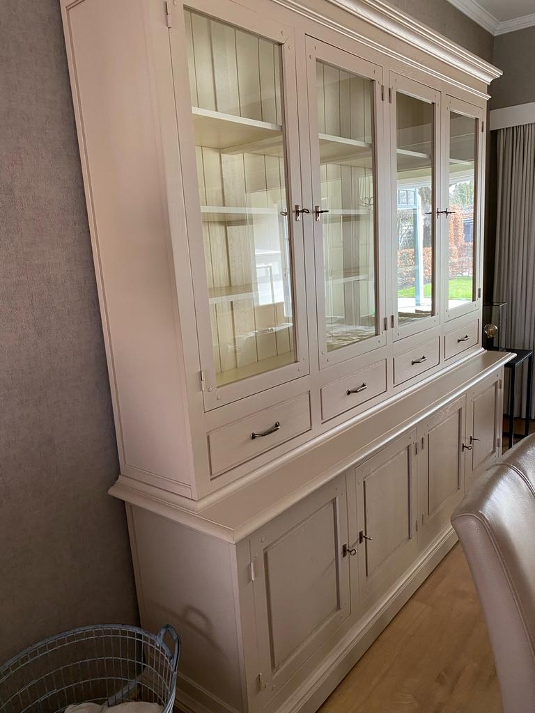 Mooie grote vitrinekast, Maison & Meubles, Armoires | Buffets, Comme neuf, 200 cm ou plus, 200 cm ou plus, 25 à 50 cm, Avec tiroir(s)