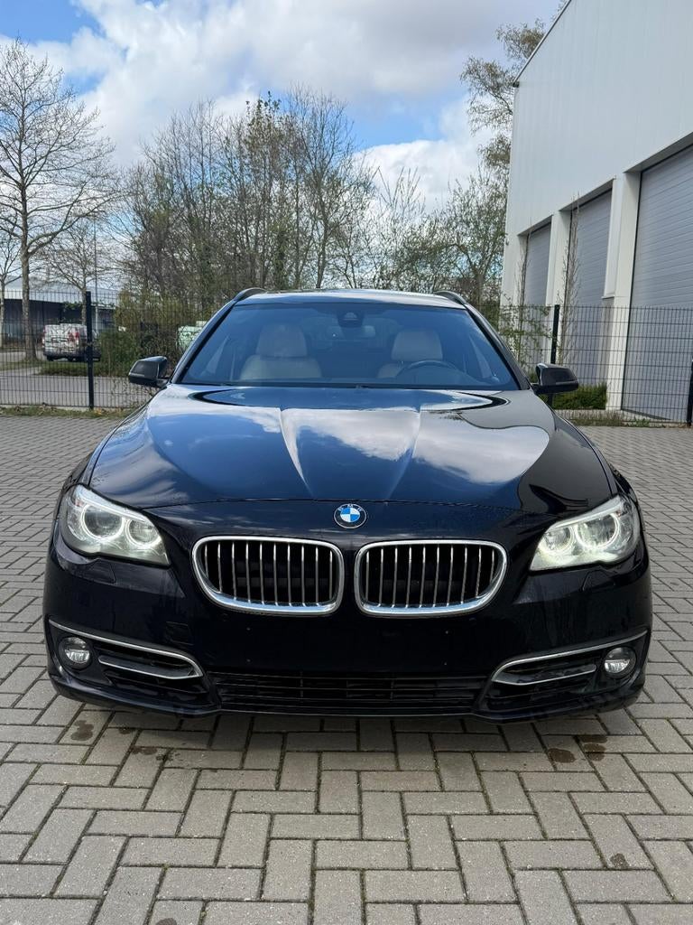 BMW 520 DA LUXURY, Auto's, BMW, Automaat, 1998 cc, Achterwielaandrijving, Zwart