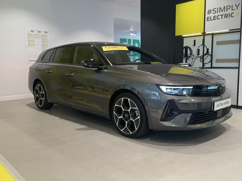 Opel Astra Sports Tourer Ultimate, Autos, Achat, Euro 6, Electronic Stability Program (ESP), Autres couleurs