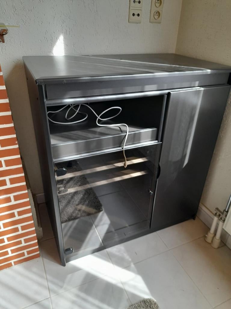 Zwart TV meubel te koop 25€, Huis en Inrichting, Kasten | Schoenenkasten, Ophalen