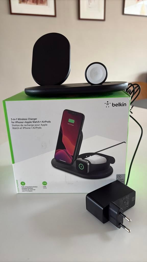 3-in-1 Wireless Charger van Belkin, Telecommunicatie, Ophalen, Zo goed als nieuw