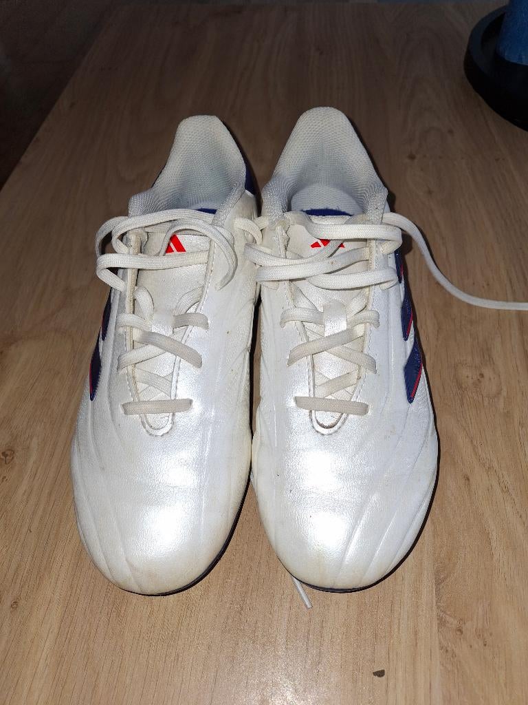 Chaussures de football Adidas, blanches, Enlèvement, Comme neuf, Chaussures