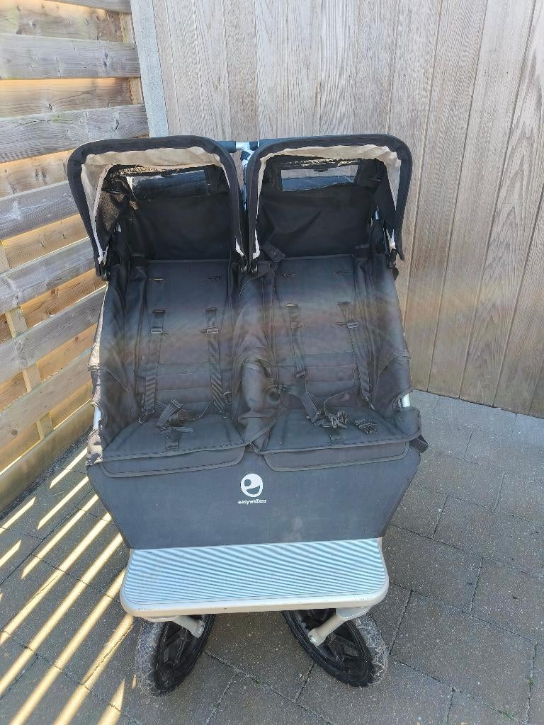 Dubbele buggy easywalker, Kinderen en Baby's, Buggy's, Gebruikt, Overige merken, Duomodel, Regenhoes, Verstelbare rugleuning, Zonnekap