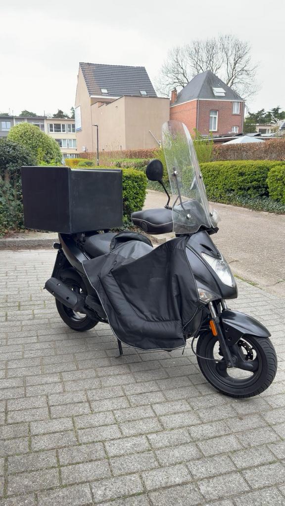 Kymco agilty 80cc, Fietsen en Brommers, Scooters | Kymco, Ophalen, Zo goed als nieuw
