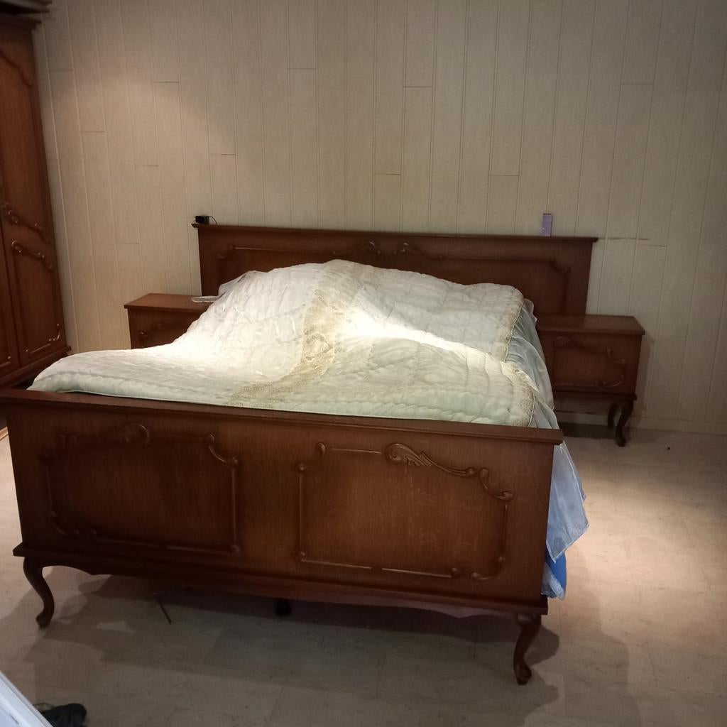 Volle eiken slaapkamer met verstelbare lattenbodem+matras, Huis en Inrichting, Slaapkamer | Complete slaapkamers, Ophalen