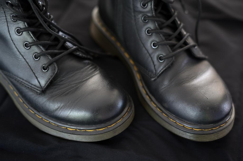 Bottines Dr Martens 1460 noires pointure 33, Dr Martens, Garçon ou Fille, Enlèvement, Utilisé