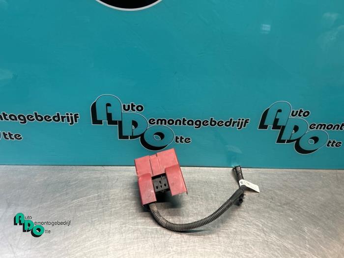 Borne de batterie d'un Opel Karl (Karl 15-), -, Opel, 3 mois de garantie, Utilisé