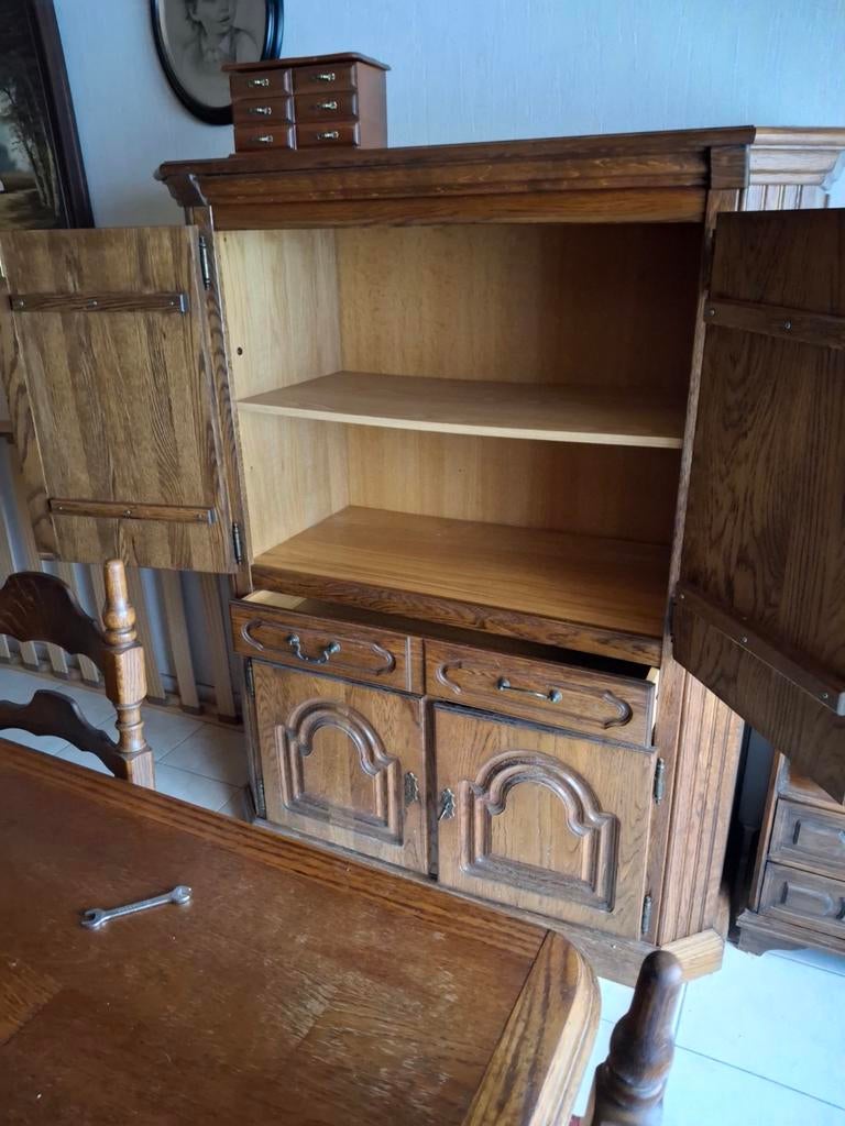 Eiken Barmeubel, Ophalen