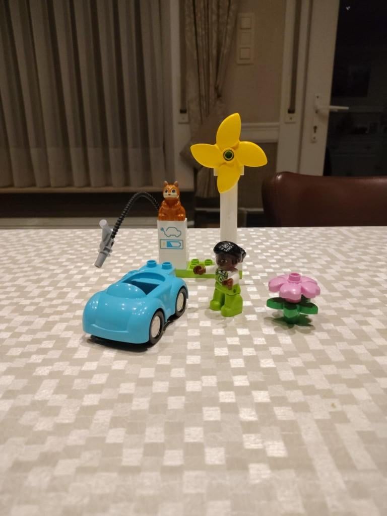 LEGO DUPLO Stad Windmolen en elektrische auto, Ophalen, Zo goed als nieuw, Complete set, Duplo