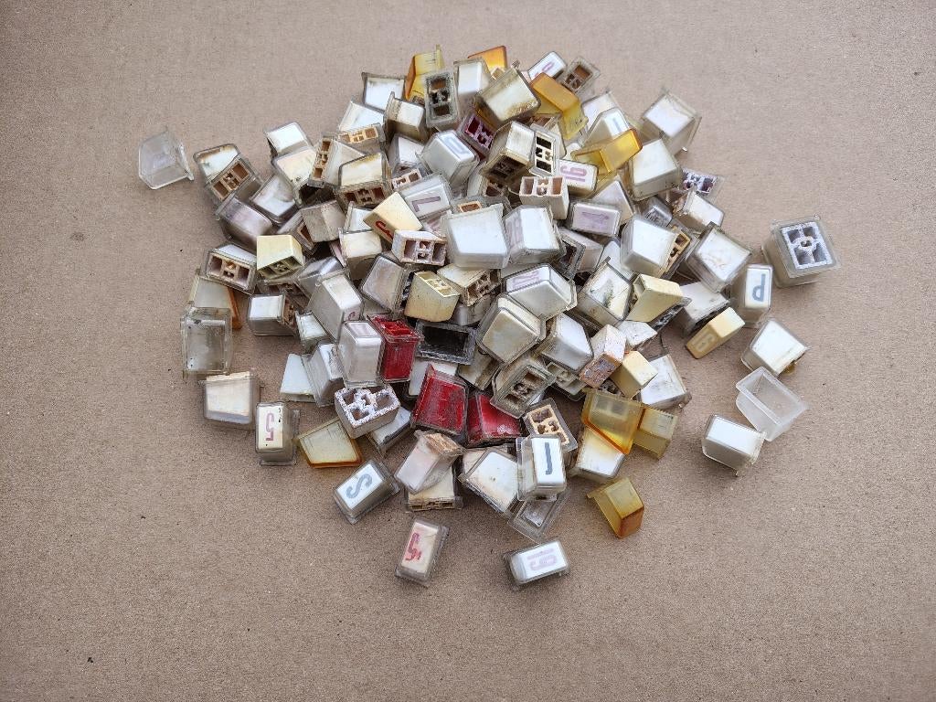 Druk Toetsen Wurlitzer 1900/2000/ 2100 (Div) jukebox, Collections, Machines | Jukebox, Wurlitzer, Envoi