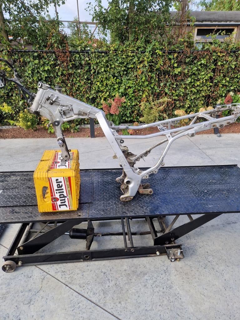 Kader bmw F650, Motos, Pièces | BMW, Enlèvement