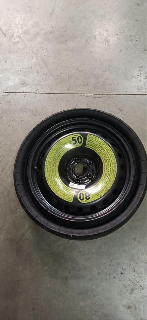 Thuiskomer Audi e-tron q8 nog nooit gebruikt, Nieuw, 185 mm, Terreinwagen, Ophalen