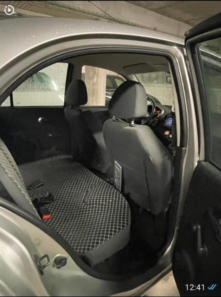 nissan micra 49000 km, Autos, Argent ou Gris, Achat, Boîte manuelle, 12 cylindres