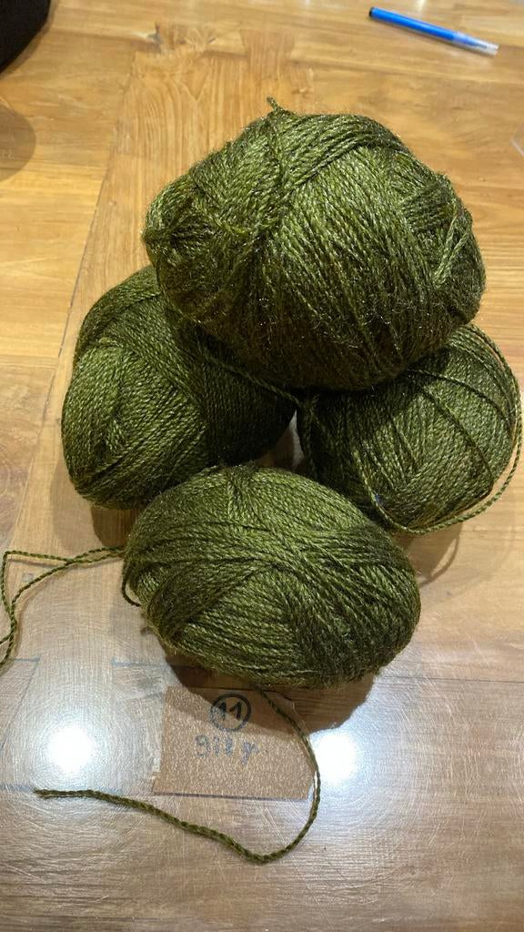 Nieuwe breiwol. Mijn moeder heeft deze vroeger van pop opgew, Hobby en Vrije tijd, Breien en Haken, Ophalen, Nieuw, Breien