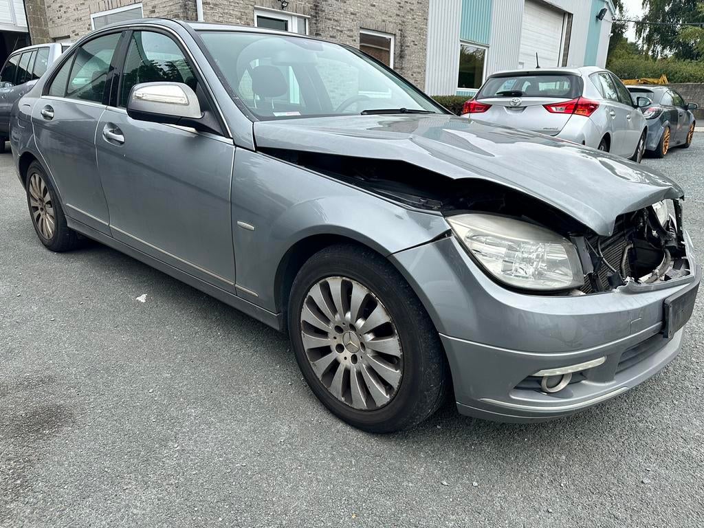 Mercedes c200 diesel, Auto diversen, Ongevalwagen, Ophalen, Mercedes-Benz, Zilver of Grijs, 2148 cc
