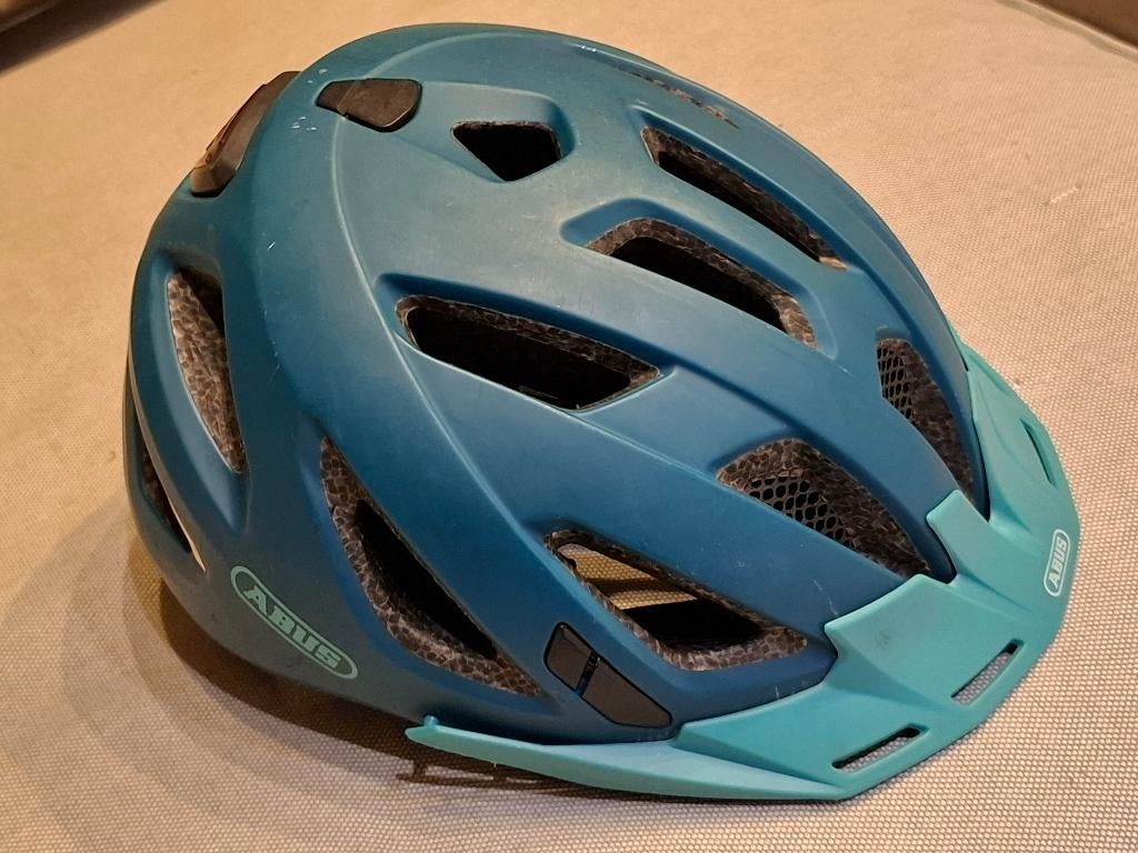 Fietshelm ABUS, Fietsen en Brommers, Fietsaccessoires | Fietshelmen, Gebruikt, M, Ophalen of Verzenden, Abus