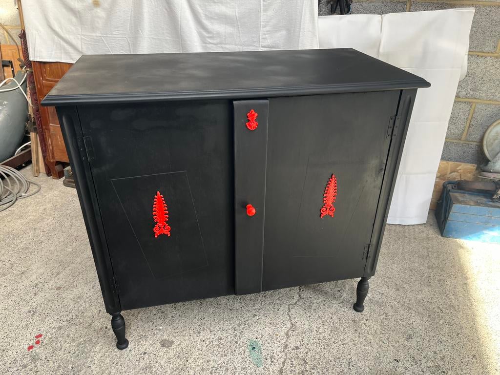 Petit Meuble, Ophalen