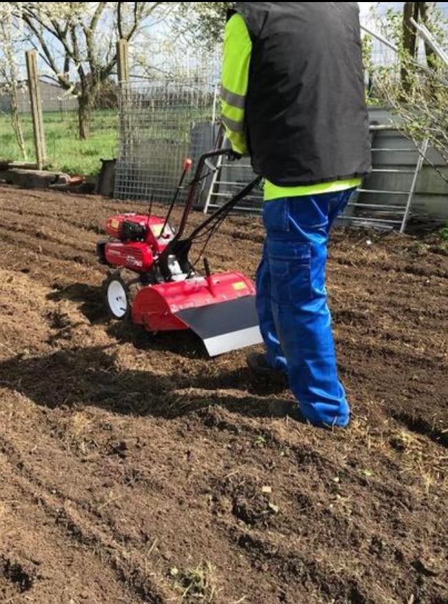 Tuinhulp voor moestuin., Tuin en Terras, Aarde en Mest, Ophalen