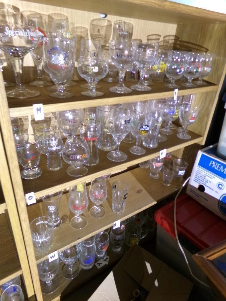 Grande collection de verres de bières Galopin/dégustation, Collections, Enlèvement, Comme neuf, Verre ou Verres