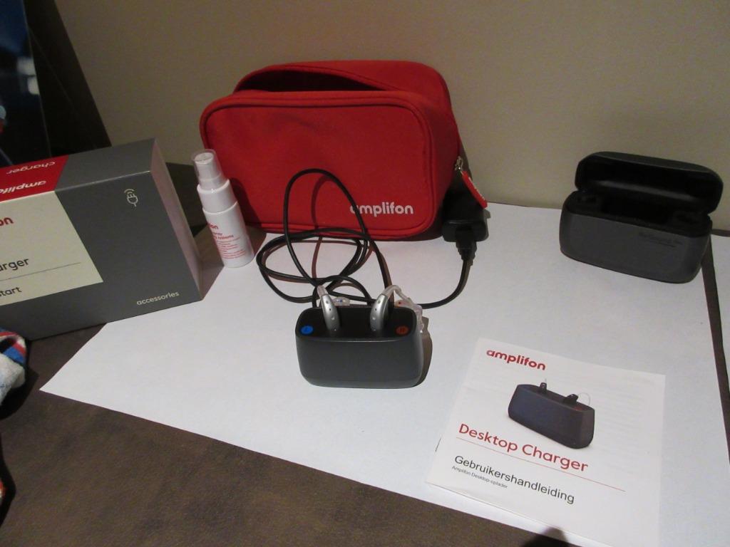 2 gehoorapparaten AMPLIFON met lader, Ophalen