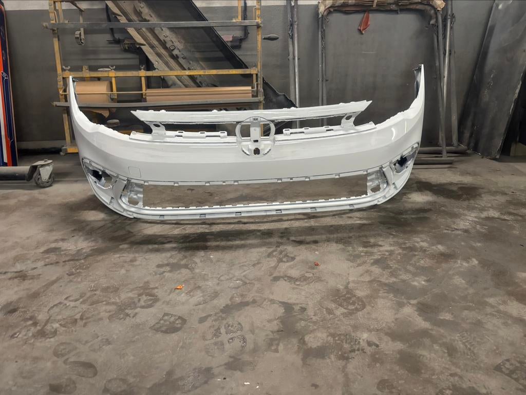 Pare choc avant polo 2020-2023 blanc nouveau, Neuf, Pare-chocs, Volkswagen, Enlèvement