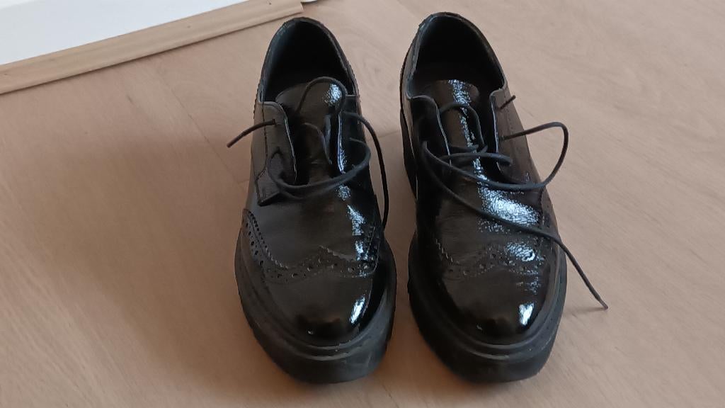 damesschoenen Paul Green zwart gelakt maat 39, Ophalen, Schoenen met lage hakken, Zwart, Zo goed als nieuw