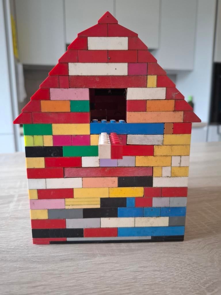 Nestkast uit Lego, Ophalen of Verzenden, Zo goed als nieuw