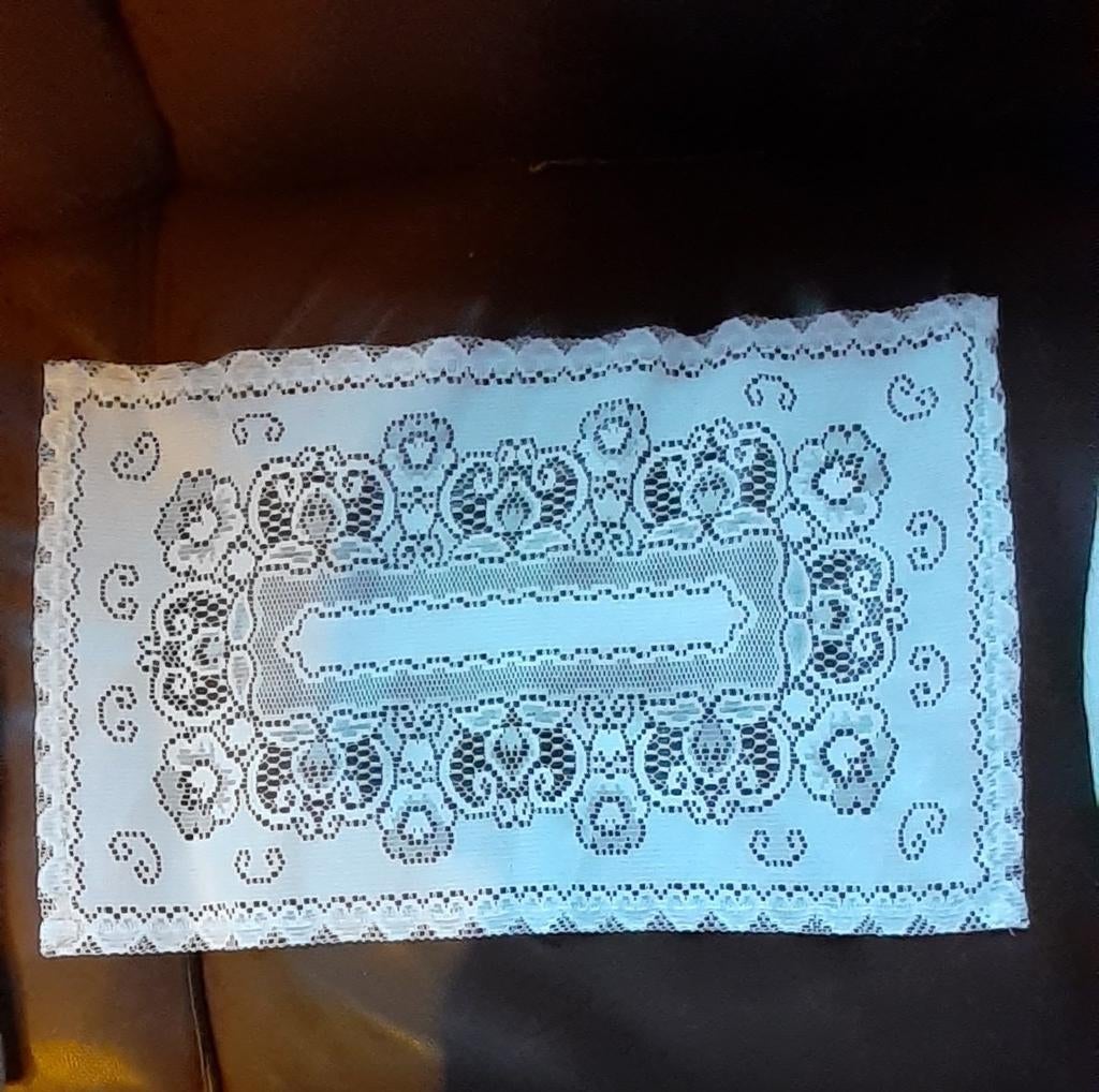 Napperon rectangulaire en dentelle, Antiquités & Art, Enlèvement ou Envoi
